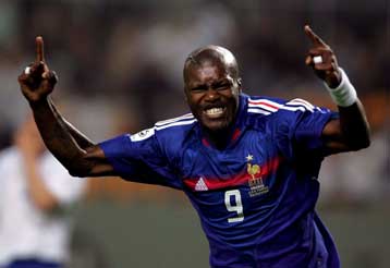 Ο Σισέ πιστεύει ότι με 20-25 γκολ γίνεται πάλι «τρικολόρ»