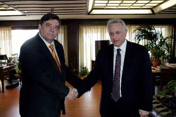 Με τον υπουργό Εσωτερικών συναντήθηκε ο Γιώργος Καρατζαφέρης
