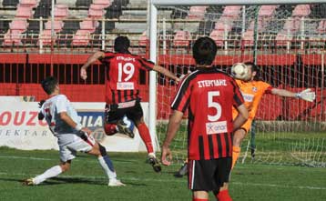 Συγκάτοικοι στην κορυφή Παναχαϊκή και Βύζας, επιστροφή στις νίκες για την Επανωμή