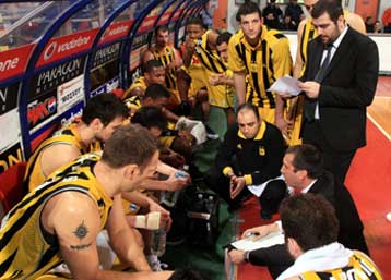 Στο βάθος… Κουρτζ για για τον Αρη που προετοιμάζεται για τον ΠΑΟΚ