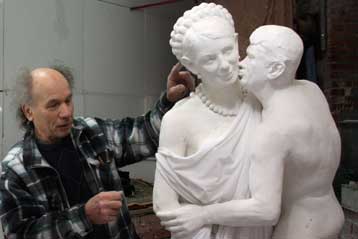 Για απόπειρα νοθείας κατηγορεί η Τιμοσένκο τον Γιανούκοβιτς πριν την κάλπη της Κυριακής