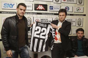 Για τα προβλήματά του στον Παναθηναϊκό αναφέρθηκε ο Τζιόλης