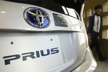 Παραδέχεται τα προβλήματα στα φρένα του Prius η Toyota