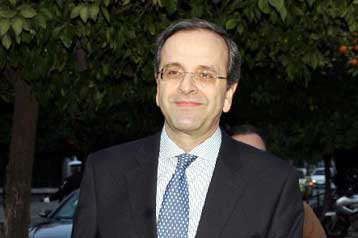 Εκτός της οικονομίας, μεγάλο θέμα και το μεταναστευτικό, δηλώνει η Ρηγίλλης