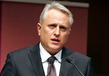 Tις τελικές ρυθμίσεις για το μεταναστευτικό ανακοινώνει η κυβέρνηση