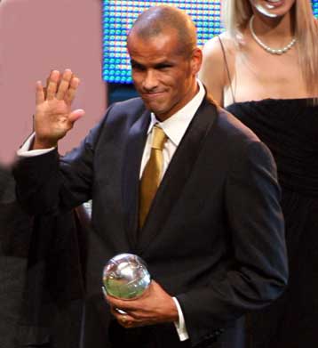 «Στα δύσκολα με στήριξε ο Ολυμπιακός» τόνισε ο Ριβάλντο