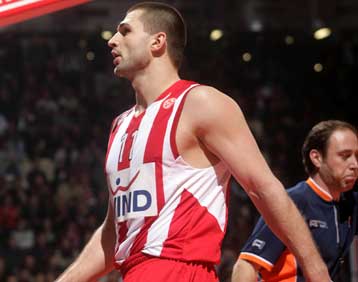 «Να διατηρήσουμε το απόλυτο» προτρέπει ο Λίνας Κλέιζα