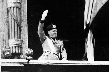 Αποσύρθηκε η αμφιλεγόμενη εφαρμογή του iPhone με τον Μουσολίνι