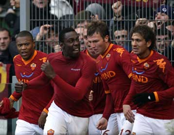 Με την πρόκριση στον τελικό «φλερτάρει» η Ρόμα, 2-0 την Ουντινέζε