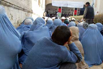 Δικαίωμα κατάταξης στο Στρατό αποκτούν οι γυναίκες στο Αφγανιστάν