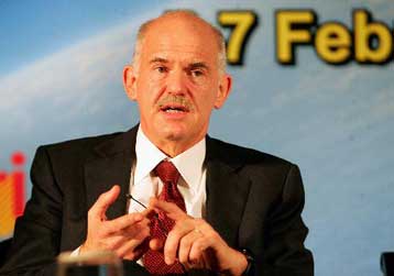 Με τη Σόνια Γκάντι συναντήθηκε στο Νέο Δελχί ο Γιώργος Παπανδρέου