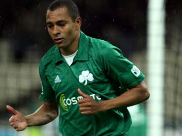 Αμφίβολος και πάλι ο Ζιλμπέρτο, στην προπόνηση ο Πατέρας