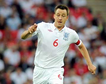 O Καπέλο πήρε το περιβραχιόνιο του αρχηγού από τον Τέρι