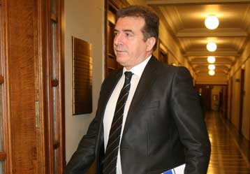 Καθησυχαστικός ο Μ.Χρυσοχοΐδης για το ασφαλιστικό των ενστόλων