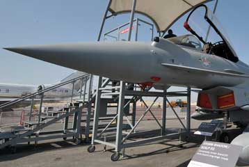 Πρόστιμο 400 εκατ. δολαρίων πληρώνει η εταιρεία στρατιωτικών εξοπλισμών ΒΑΕ Systems