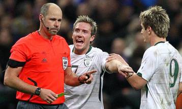 Στο Μουντιάλ θα σφυρίξει ο διαιτητής που δεν είδε το περιβόητο χέρι του Τιερί Ανρί