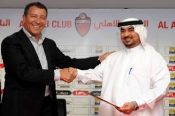 «Aραβας» ο Τεν Κάτε, ανέλαβε την Αλ Αχλί ως το τέλος της περιόδου