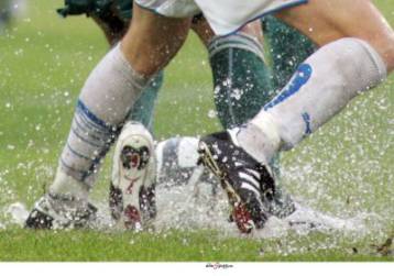 Διακοπή λόγω βροχής στο Αρης – Πανθρακικός, την Κυριακή το δεύτερο ημίχρονο