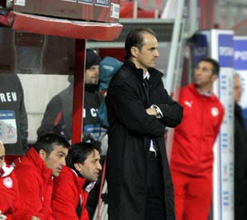 Ο Μπάντοβιτς θέλει περισσότερη δουλειά και ο Ερνάντεθ ζητά προσοχή