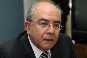 Αποχώρηση της ΕΔΕΚ από τον κυβερνητικό συνασπισμό εισηγείται ο Γ.Ομήρου