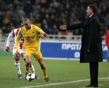 Ο Ντούσκο δέχτηκε στήριξη από Αδαμίδη και… Τζιμπούρ