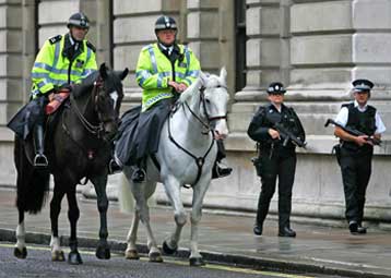 Εντείνονται οι φόβοι για τρομοκρατικό χτύπημα στους Ολυμπιακούς Αγώνες του 2012