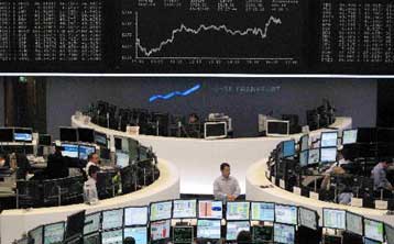 Ράλι ανάκαμψης στο Χρηματιστήριο με «οδηγό» τον τραπεζικό κλάδο