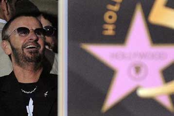 Χρυσό αστέρι στη Λεωφόρο της Δόξας για τον Ρίνγκο Σταρ