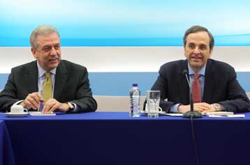 Για συνέδριο «επανίδρυσης της παράταξης» μίλησε ο Αντώνης Σαμαράς