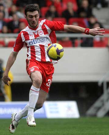 Ο Τοροσίδης προβάλλει ως φαβορί για τον επόμενο αρχηγό του Ολυμπιακού