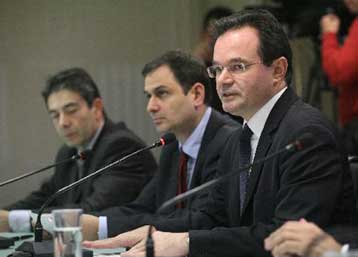 Νέα φορολογική κλίμακα – Eπιβαρύνσεις για εισοδήματα άνω των 40.000 ευρώ