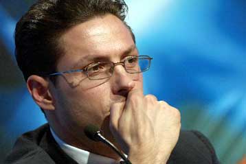 Νέα έρευνα στο Μιλάνο για εκβίαση επωνύμων από παπαράτσι