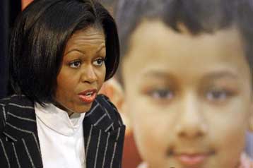 Σε εκστρατεία εναντίον της παιδικής παχυσαρκίας πρωτοστατεί η Μισέλ Ομπάμα