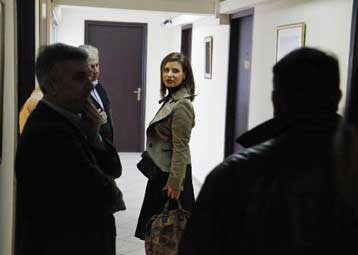 Ακαρπη και η τελευταία συνάντηση Μπατζελή με τους αγρότες στα τελευταία μπλόκα