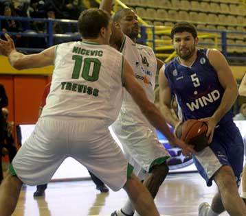 Εξακολουθεί να ελπίζει για πρόκριση ο Πανελλήνιος μετά το 88-79 επί της Μπενετόν