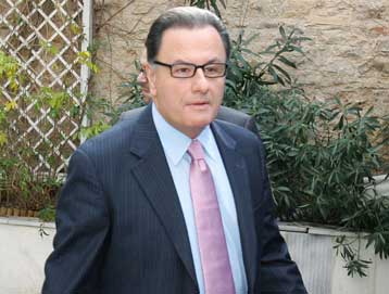 Τα μέτρα της κυβέρνησης θα στεγνώσουν την αγορά, προειδοποιεί η ΝΔ