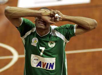 Ο Ντάντε «καταδίκασε» τον ΠΑΟ, προβάδισμα πρόκρισης για ΟΣΦΠ