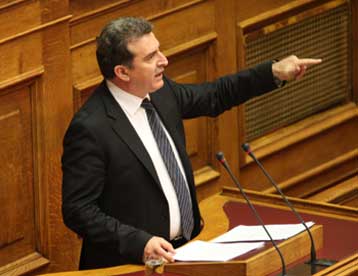 Να ελεγχθεί άμεσα η καταλληλότητα των αθλητικών εγκαταστάσεων ζητά ο Μ.Χρυσοχοΐδης