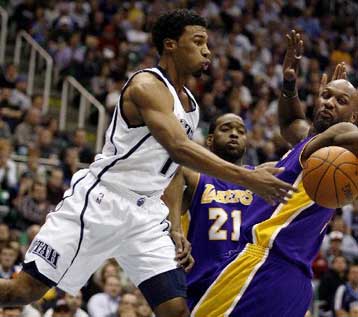 Μπορούν και χωρίς τον Κόμπε οι Λέικερς