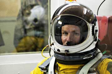 Πτώση με την ταχύτητα του ήχου θα επιχειρήσει πρωτοπόρος αλεξιπτωτιστής