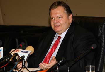 Τις προσεχείς ημέρες η νέα πρόταση Τhyssenkrupp και Abu Dhabi Mar για τα ναυπηγεία