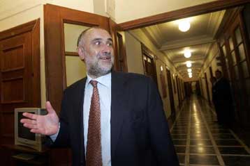 Διευρύνεται ο διάλογος για τα επαγγελματικά δικαιώματα των πτυχιούχων ΤΕΙ