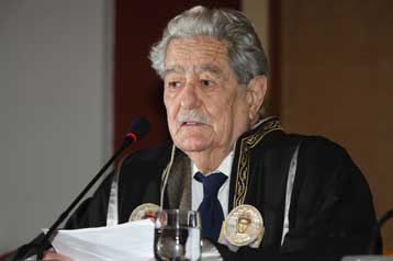 Ύστατο χαίρε στον Κώστα Αξελό