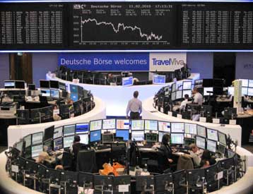 Μεικτά έκλεισαν οι ευρωπαϊκές αγορές την Πέμπτη, με άνοδο η Γουόλ Στριτ