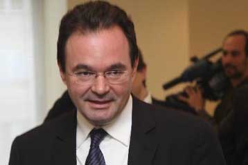 Αυστηρό μήνυμα Γ.Παπακωνσταντίνου για τους κατόχους κεφαλαίων στο εξωτερικό