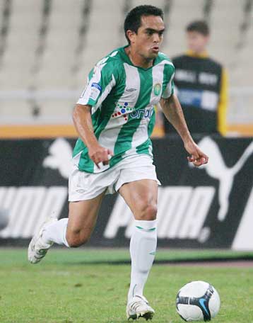 Με Ρομπέρ, αλλά χωρίς Τζκόκιτς και Κασάρ ο Πανθρακικός κόντρα στην ΑΕΚ