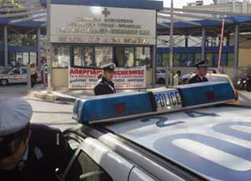 Στον εισαγγελέα ο ένας από τους δράστες της δολοφονίας αστυνομικού στην Κυψέλη