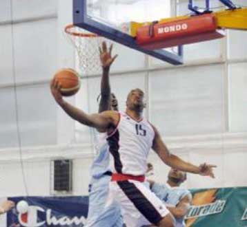 Ο Πανιώνιος δυσκολεύτηκε αλλά νίκησε τον Κολοσσό με 83-74