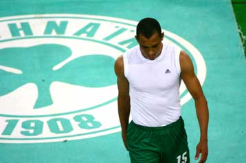 Οριστικά εκτός ο Ζιλμπέρτο, στην προπόνηση ο Πατέρας