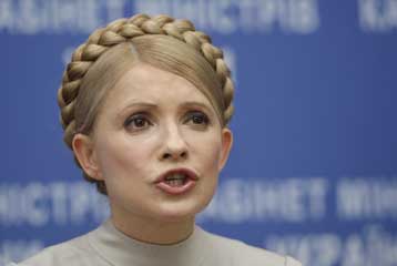 H Γιούλια Τιμοσένκο αμφισβητεί την εκλογή Γιανούκοβις στην Ουκρανία